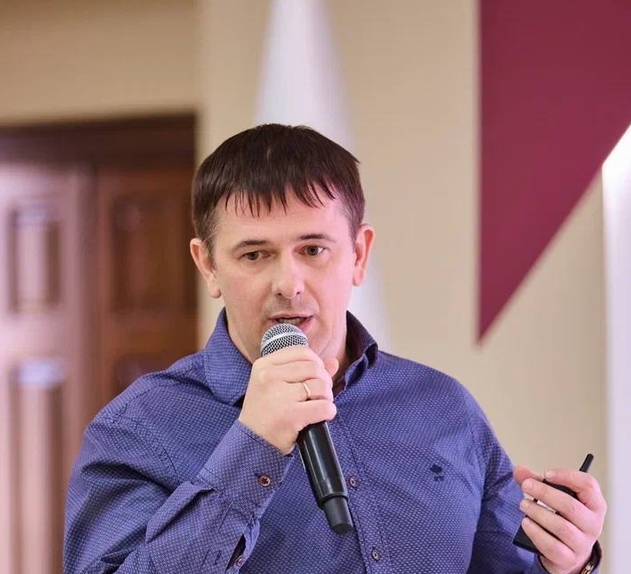Дмитрий Ромаденко